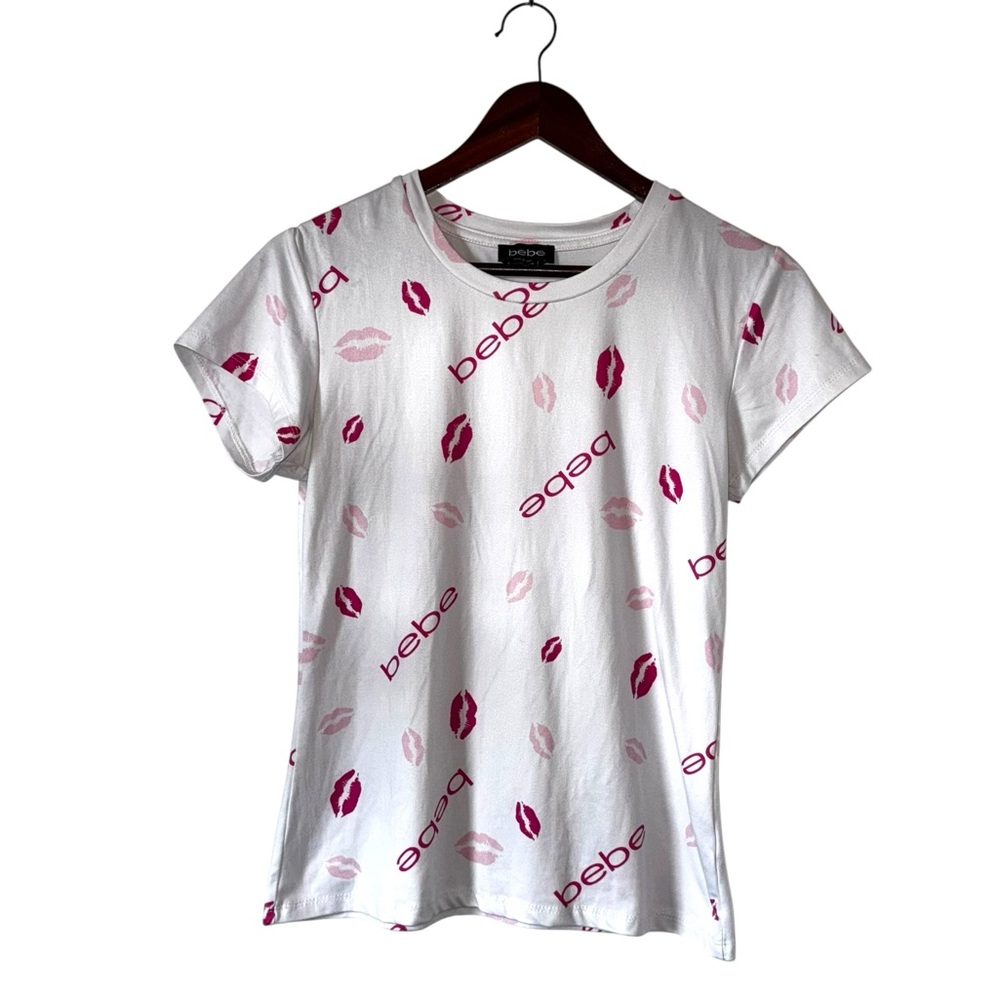 Bebe ● All Over Lips Tee size L